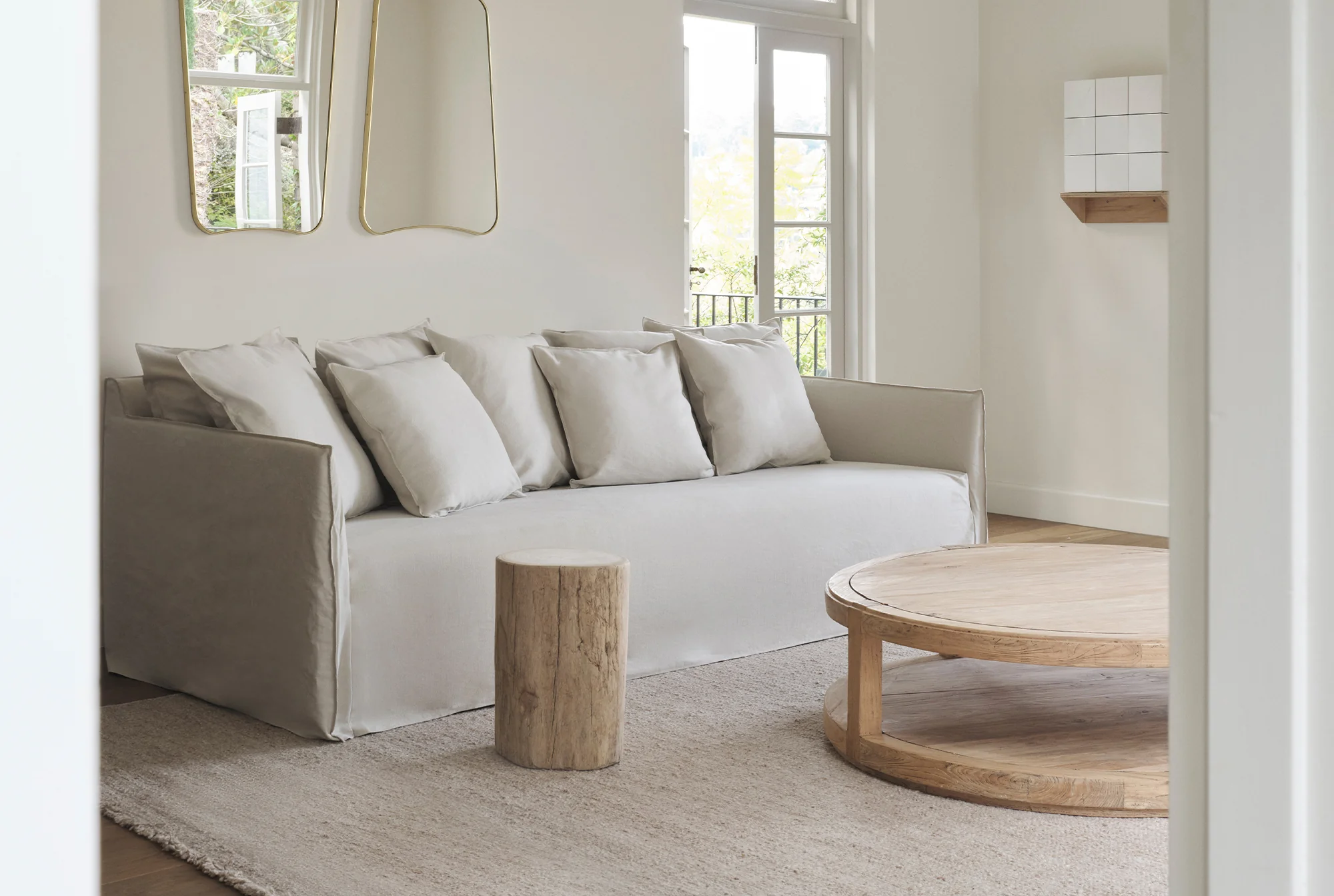 Axol Round Coffee Table - Image 20
