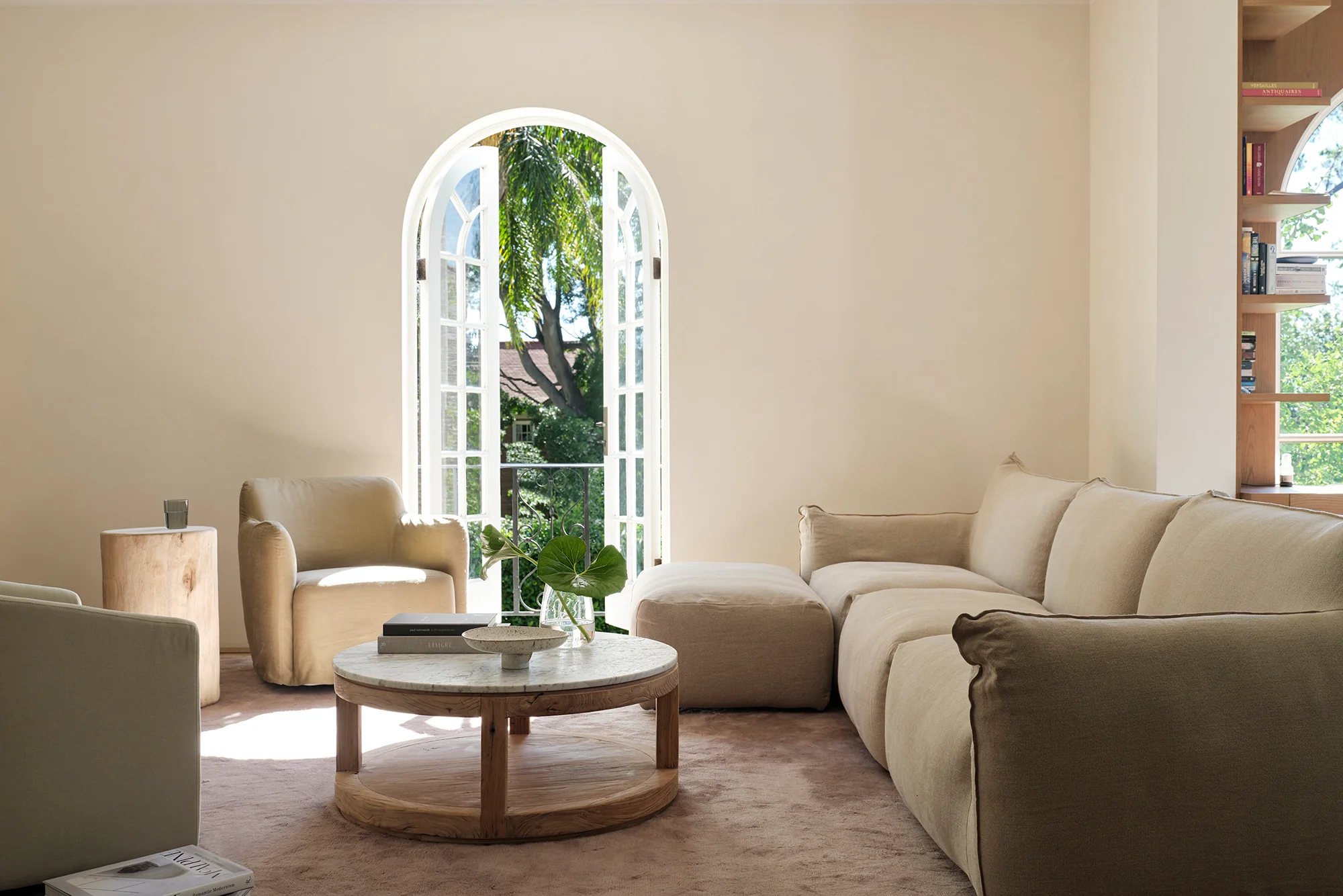 Axol Round Coffee Table - Image 5