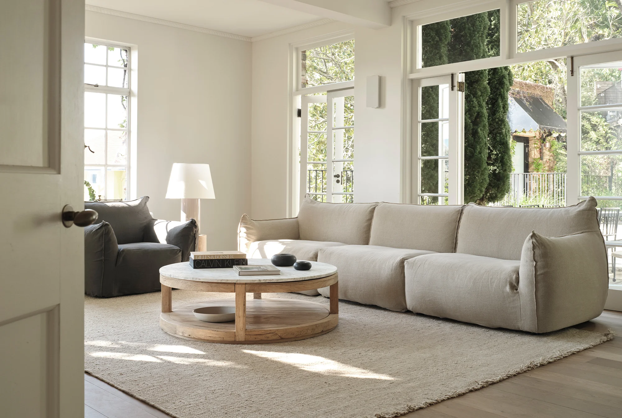 Axol Round Coffee Table - Image 9