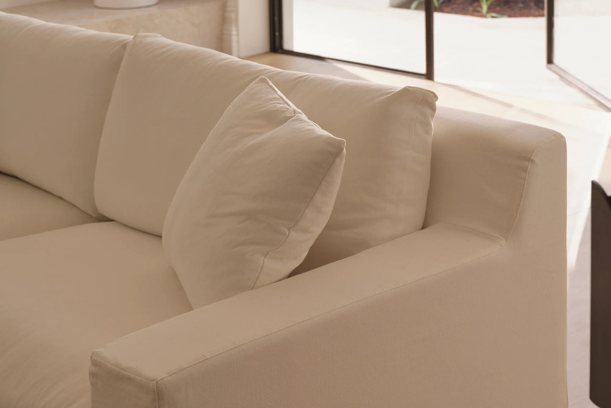 Bayer Sofa - Image 25