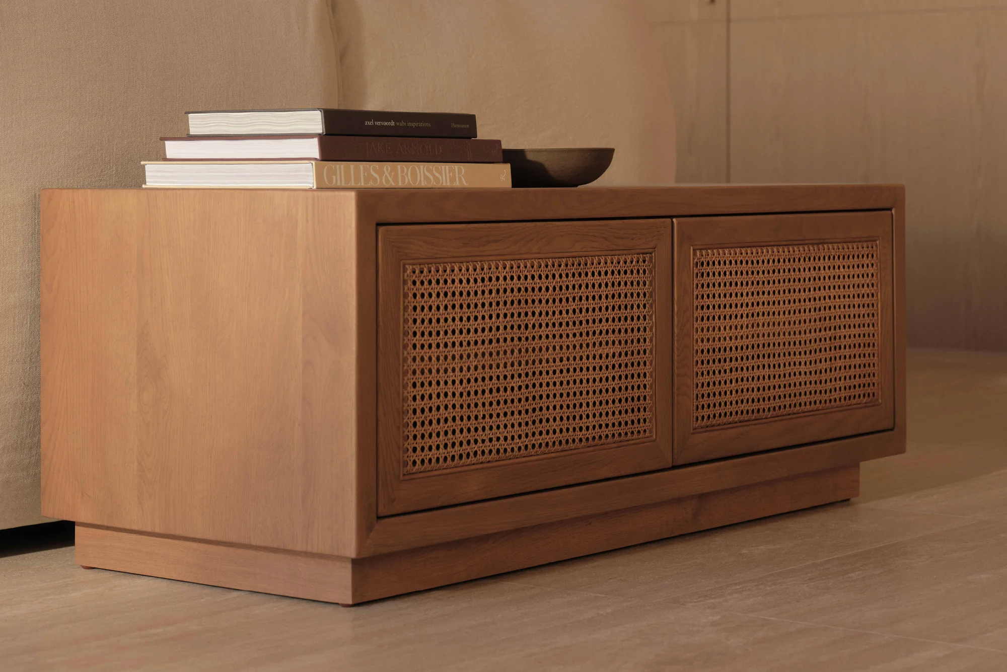 Bosca 2 Door Entertainment Unit - Image 8