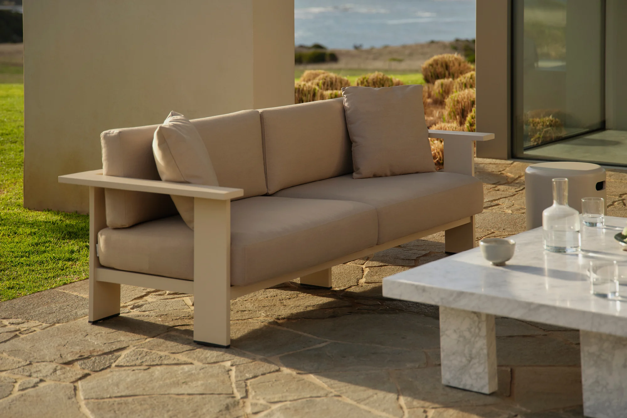 Outdoor Benn Sofa - Image 12