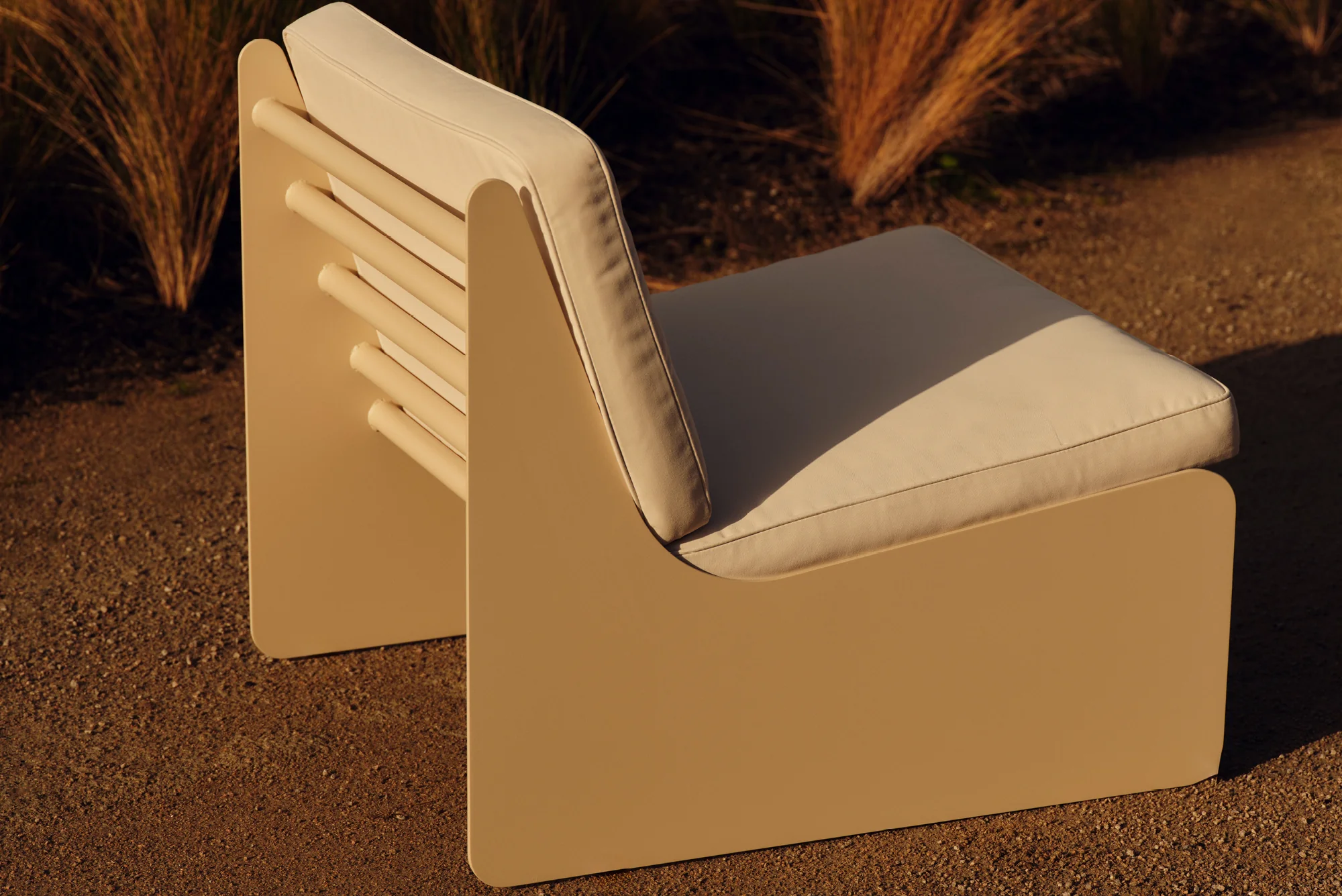 Outdoor Dougie Lounge Chair - Image 19