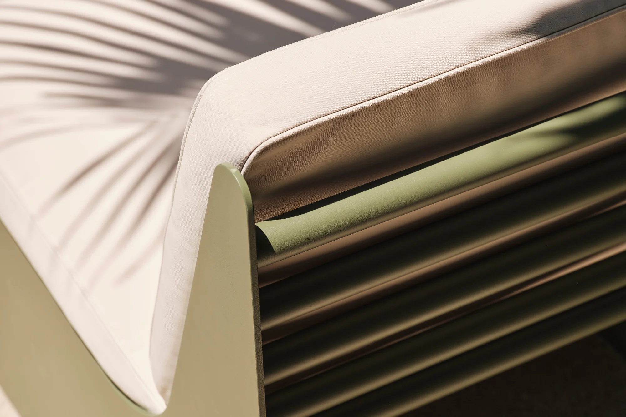 Outdoor Dougie Lounge Chair - Image 4
