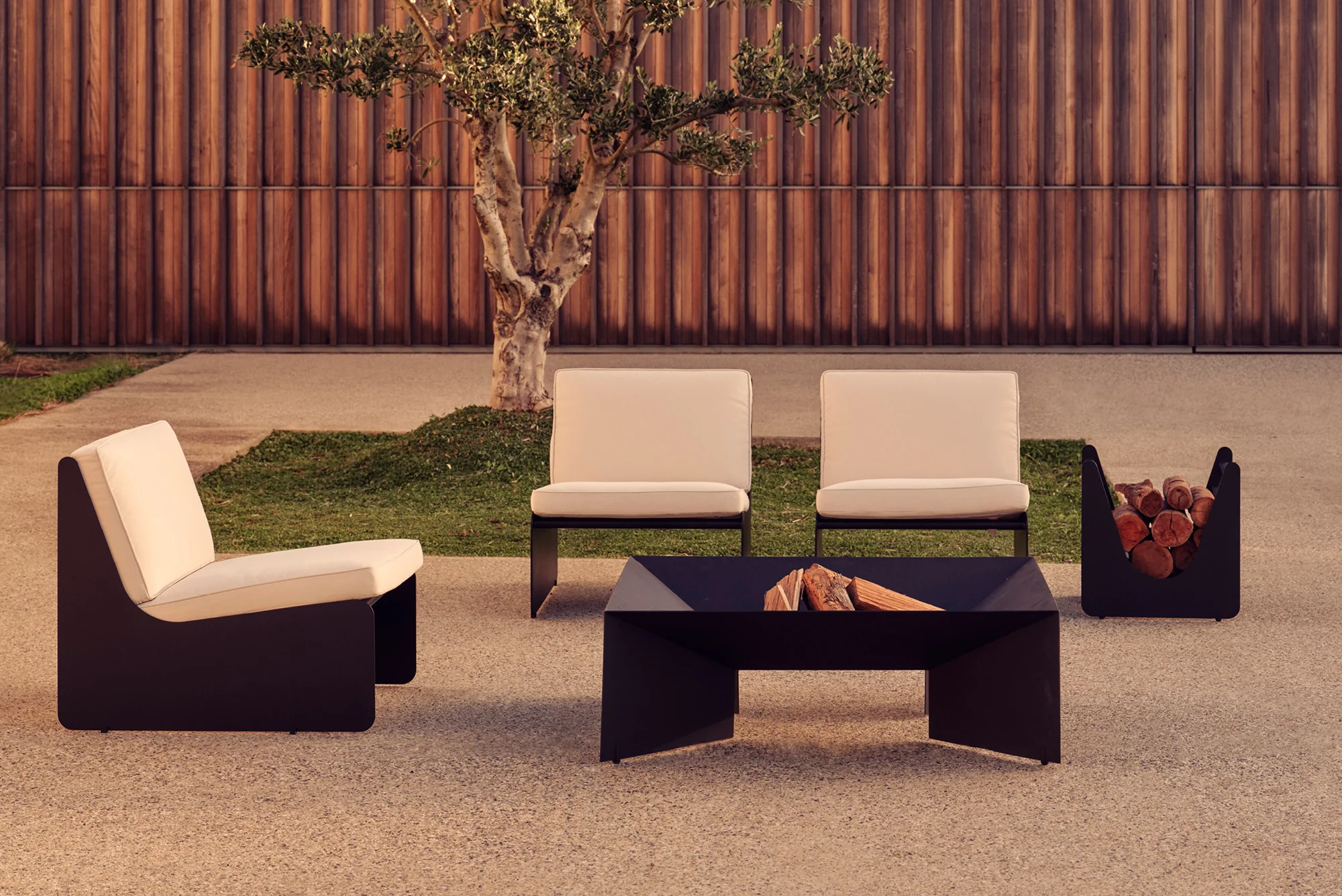 Outdoor Dougie Lounge Chair - Image 8