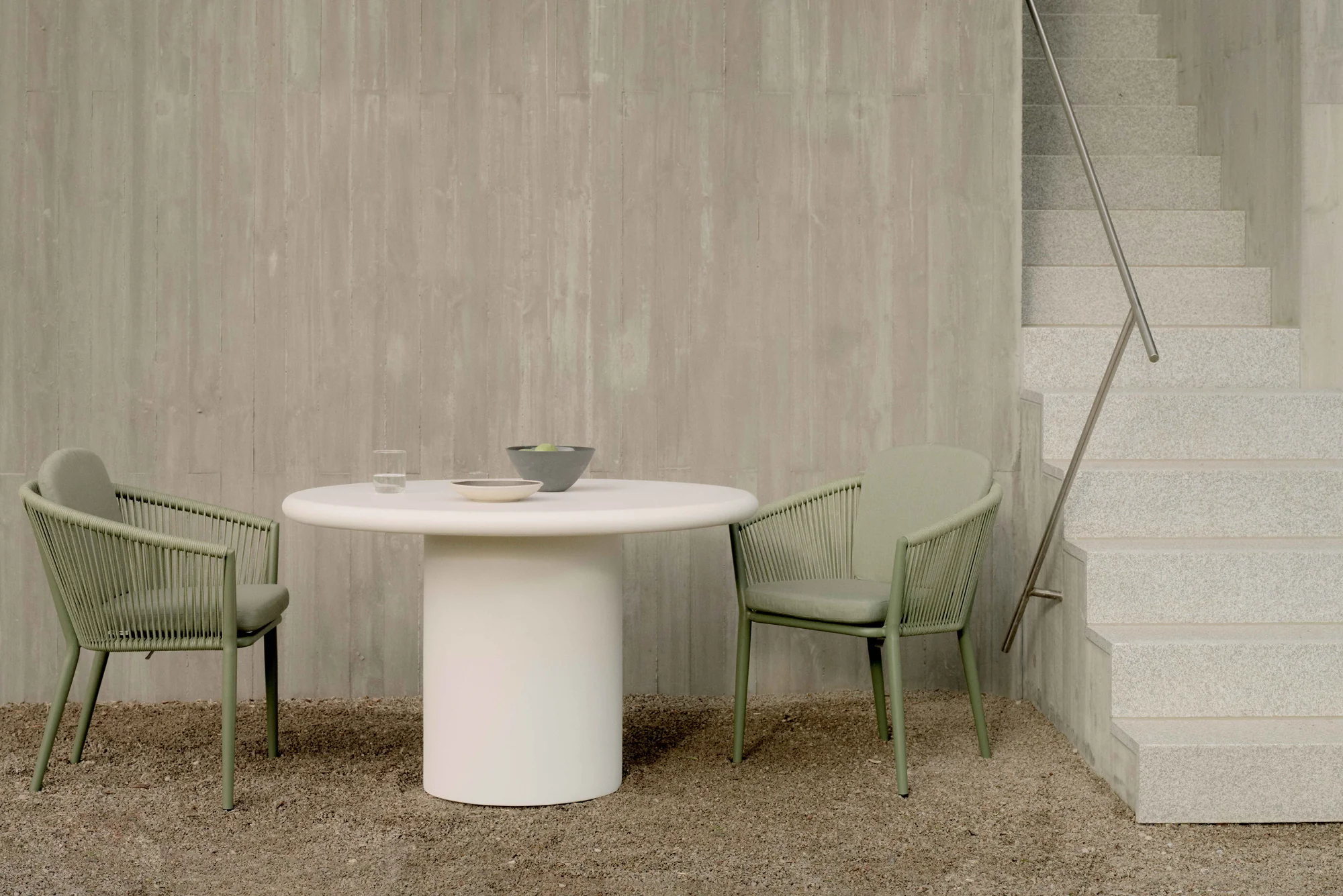 Outdoor Jean De Round Dining Table - Image 9