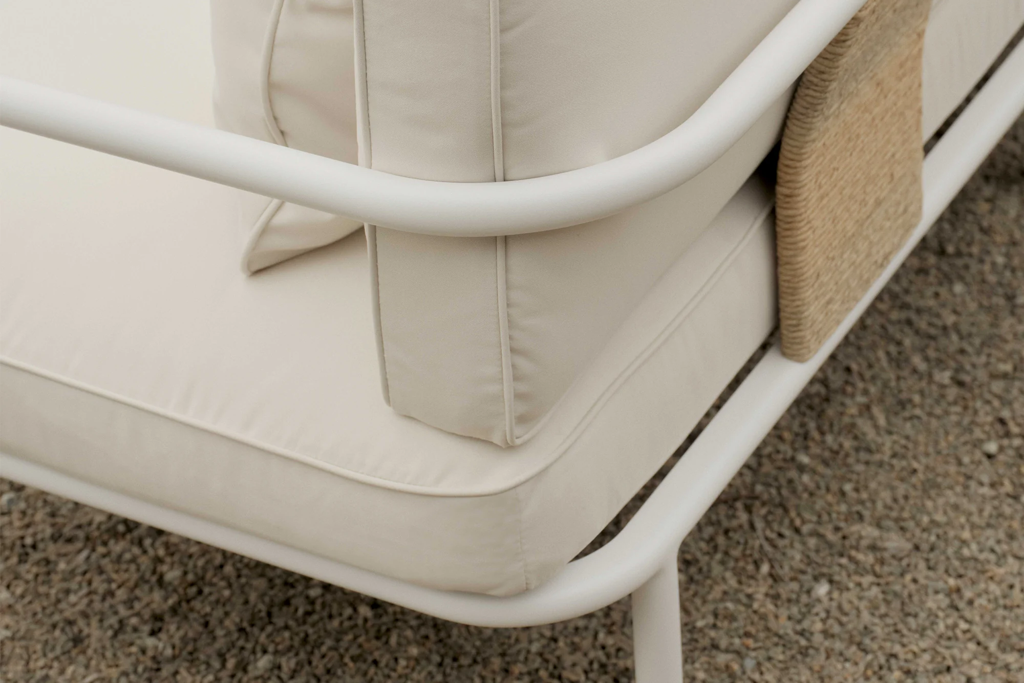 Outdoor Palm Lounge Chair - Image 4