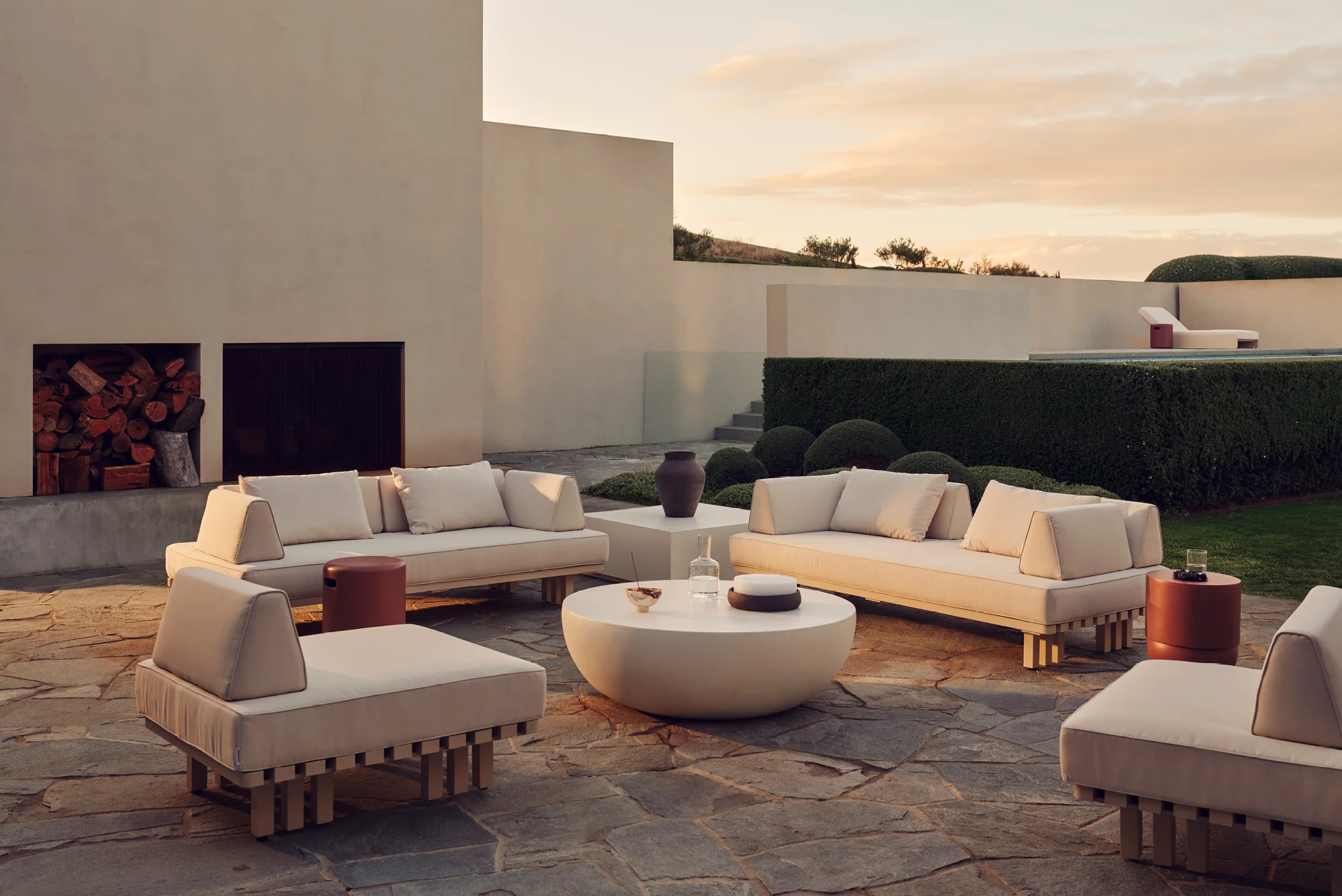 Outdoor Sunset Lounge Chair - Image 4