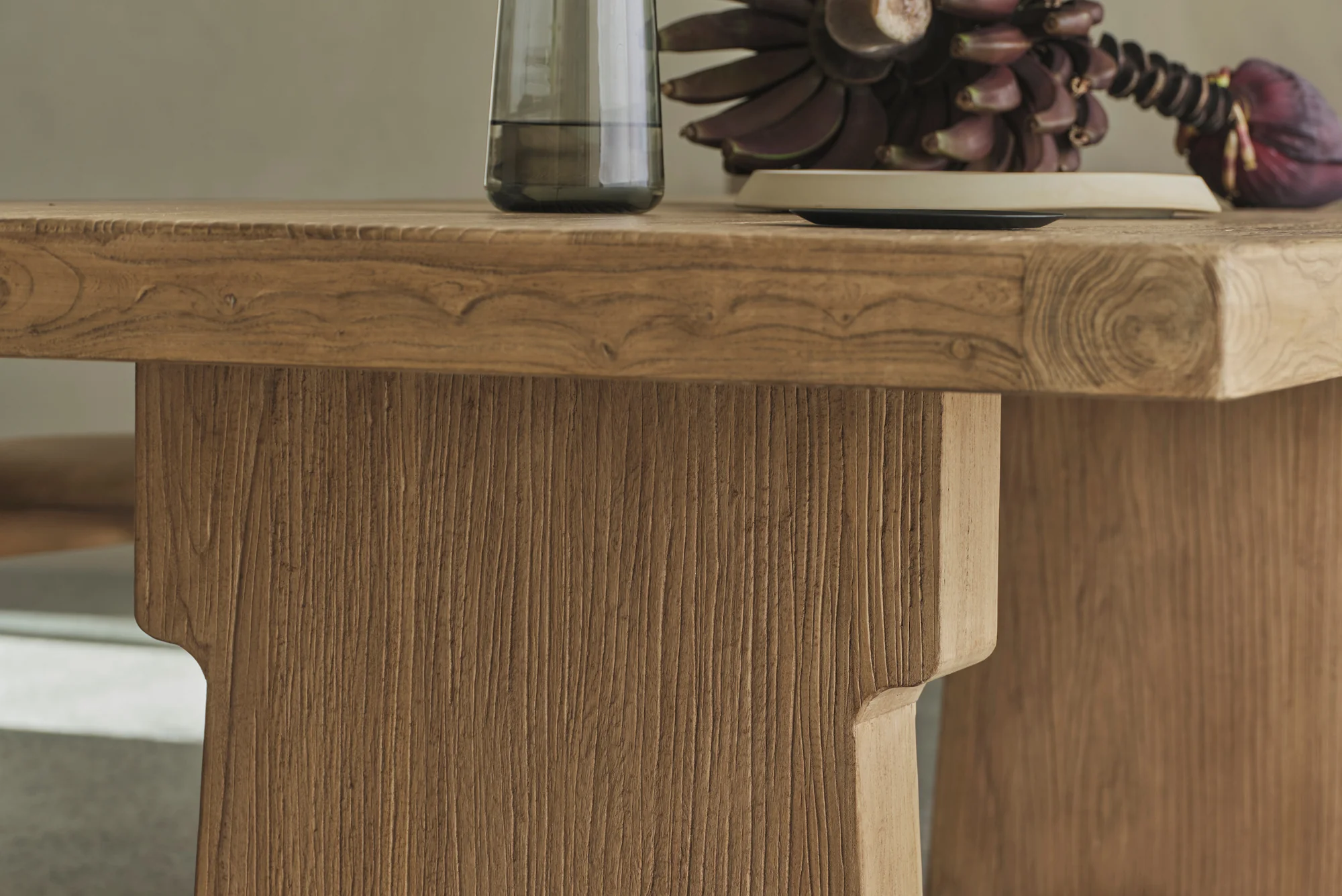 Volar Rectangular Dining Table - Image 9